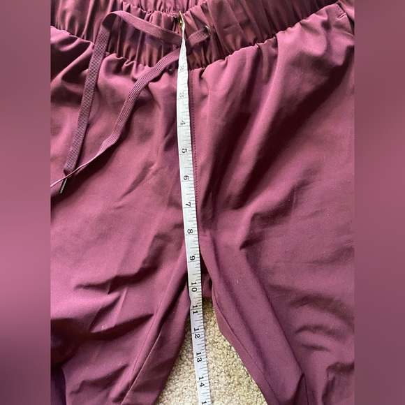 Burgundy joggers - Picture 3 of 6